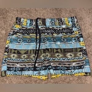 Unisex comfy shorts size medium with pockets